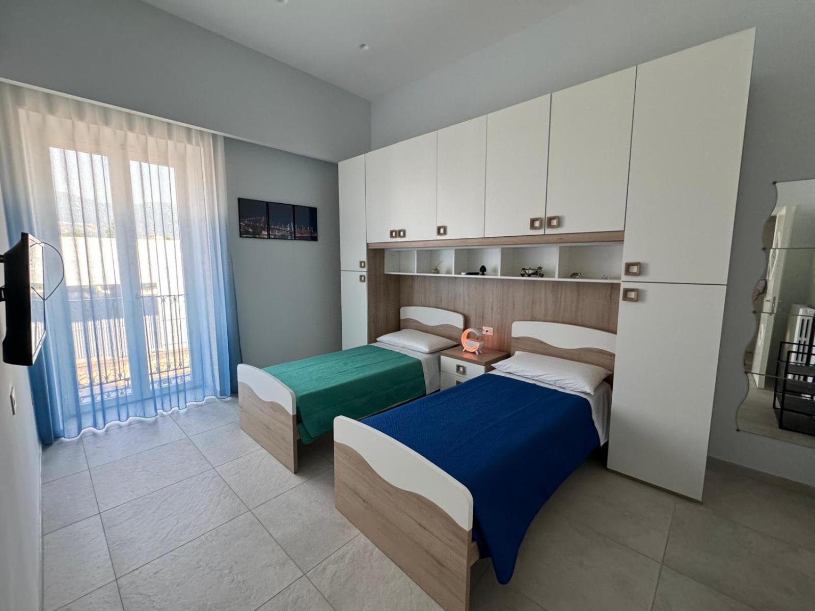 Hibiscus Apartment
