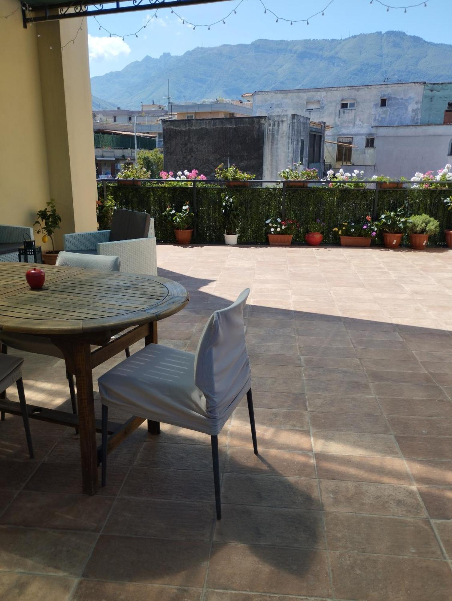 Hibiscus Apartment *